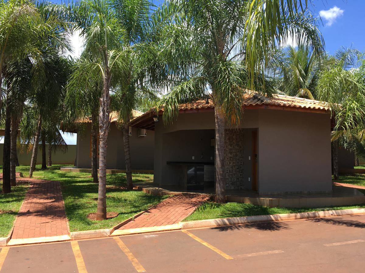 Grandes Lagos Resorts E Parque Aquatico Santa Clara d'Oeste Exterior photo