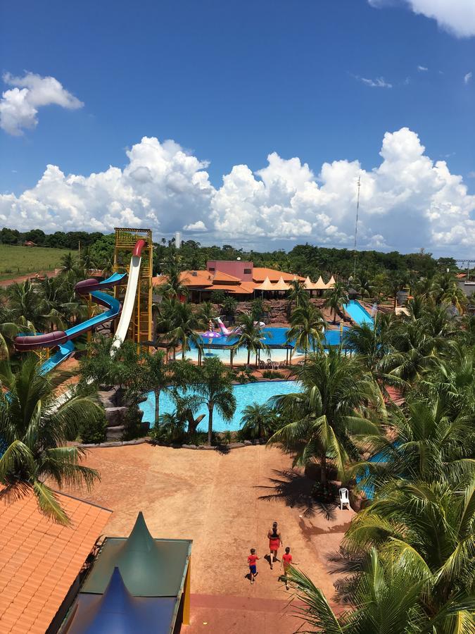 Grandes Lagos Resorts E Parque Aquatico Santa Clara d'Oeste Exterior photo